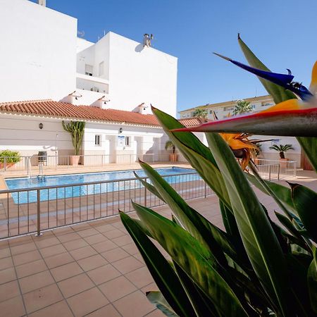 Hotel Apartamentos Loto Conil Conil De La Frontera Buitenkant foto