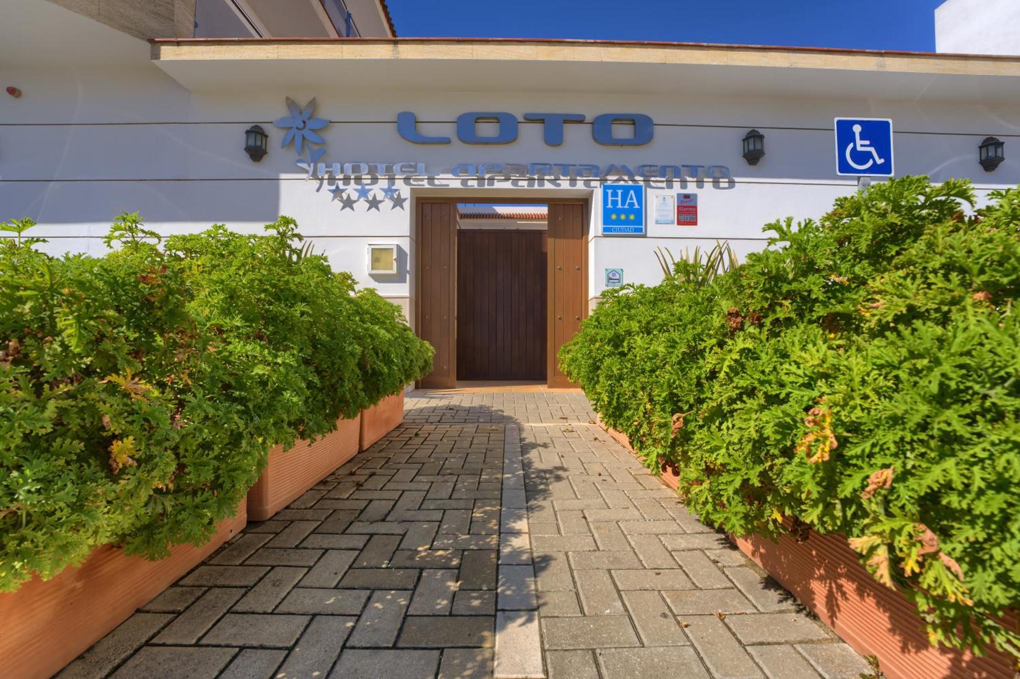 Hotel Apartamentos Loto Conil Conil De La Frontera Buitenkant foto