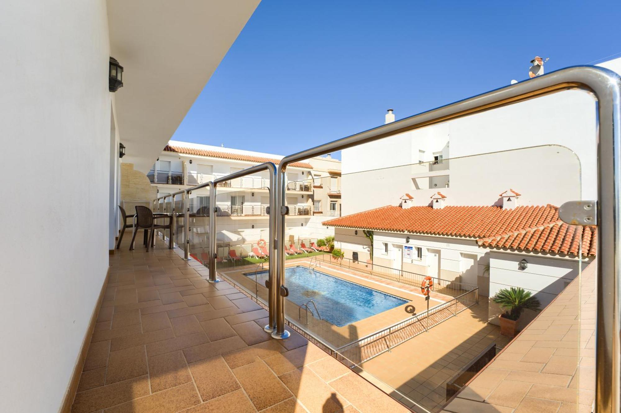 Hotel Apartamentos Loto Conil Conil De La Frontera Buitenkant foto