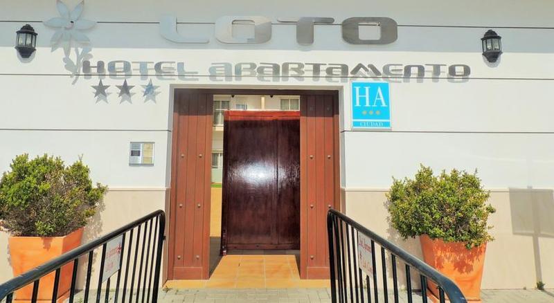 Hotel Apartamentos Loto Conil Conil De La Frontera Buitenkant foto
