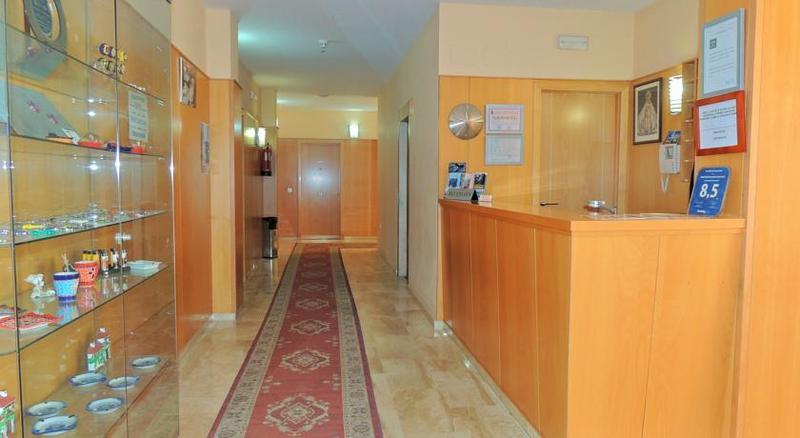 Hotel Apartamentos Loto Conil Conil De La Frontera Buitenkant foto