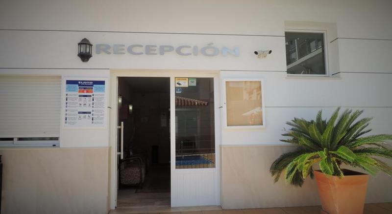 Hotel Apartamentos Loto Conil Conil De La Frontera Buitenkant foto