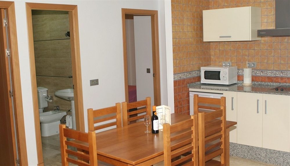Hotel Apartamentos Loto Conil Conil De La Frontera Buitenkant foto